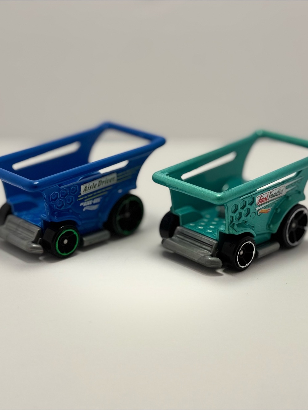 Hot Wheels 2016 Aisle Driver Set Of 2 Blue /Teal Fast Foodie Die Cast Toy (TC15)